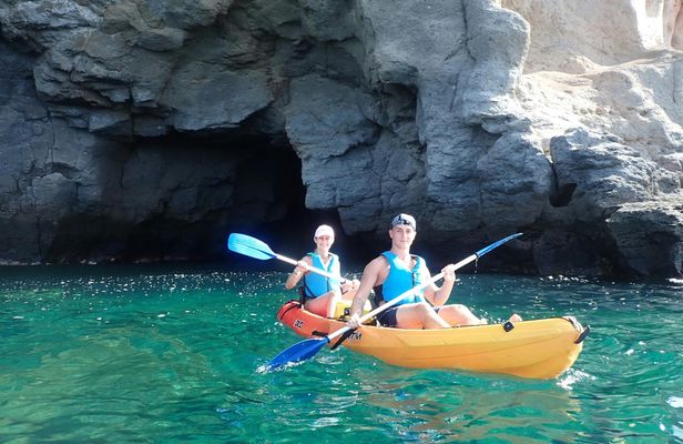 Kayaking adventure with cave exploration in Gran Canaria