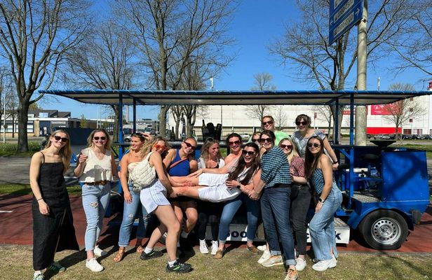 Amsterdam private bike experience with beer and Prosecco