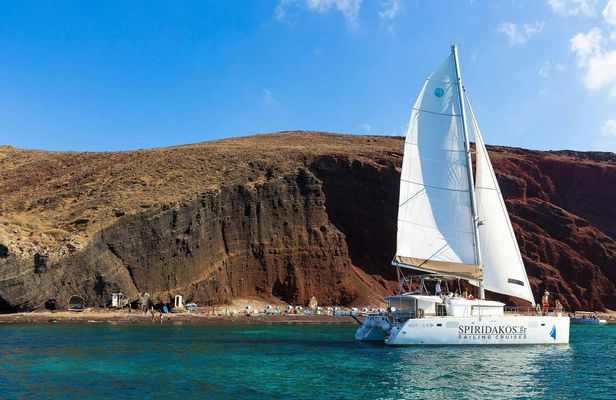 Santorini classic morning catamaran cruise with lunch and drinks
