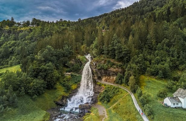 Private transfer from Norheimsund or Øystese to Bergen city