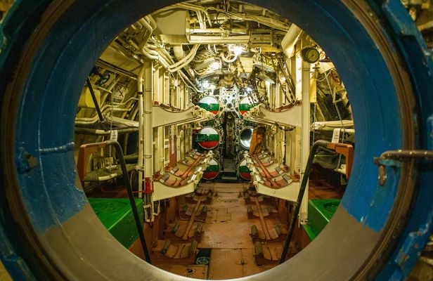 Private tour to Soviet Submarine and Glass Museum from Veliko Tarnovo