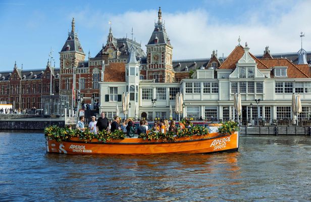 Aperol Spritz cruise in Amsterdam