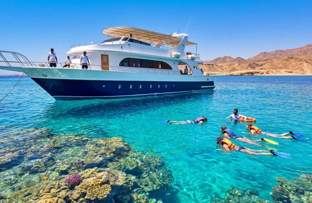 Sunset family cruise to Ras Mohammed National Park with refreshments