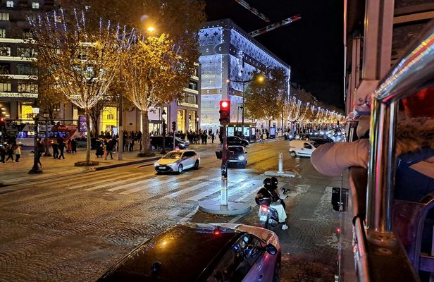 Tootbus Christmas lights open-top bus tour in Paris