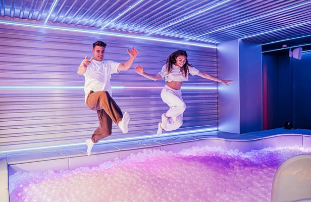Interactive art experience at IKONO in Budapest