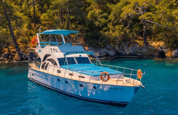 Private boat tour of Fethiye bays with lunch