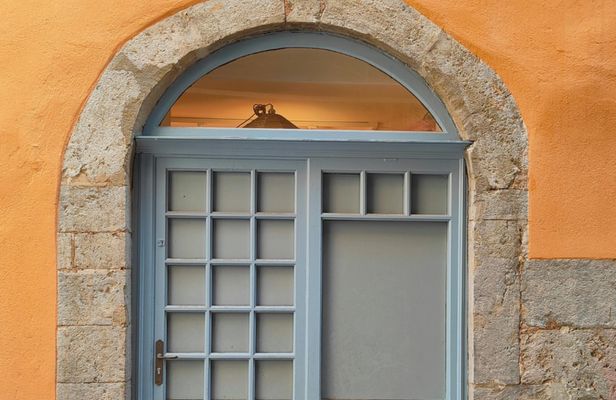 Hidden Toulon historic centre walking tour with surprising stories
