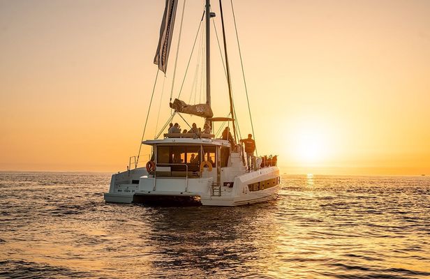 Porto Douro river cruise with Port wine at sunset