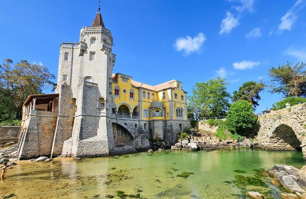 Sintra and Cascais small-group tour from Lisbon