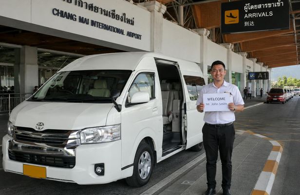 Chiang Mai private airport transfer by van
