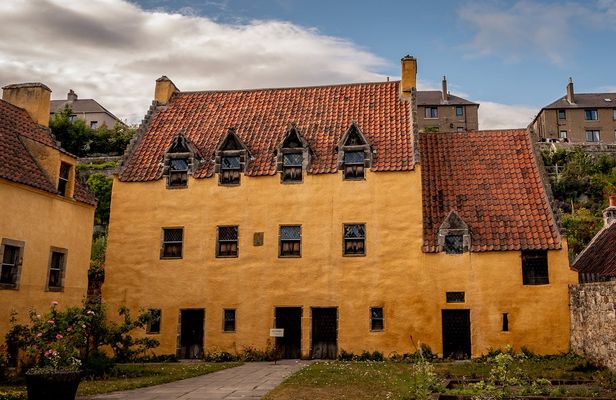 Outlander Adventure small-group day tour from Edinburgh