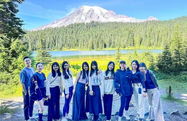 Mount Rainier National Park Full-Day Tour from Seattle