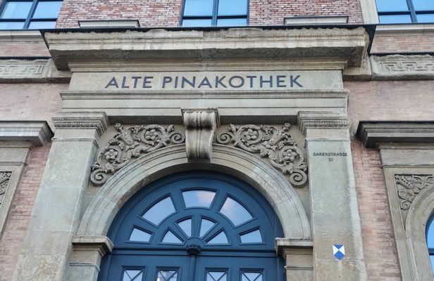 Alte Pinakothek guided experience with a local expert in Munich