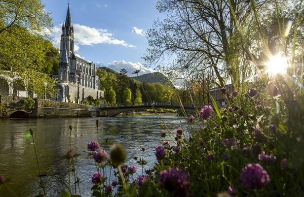 Lourdes Sanctuary tour from Biarritz or Bayonne