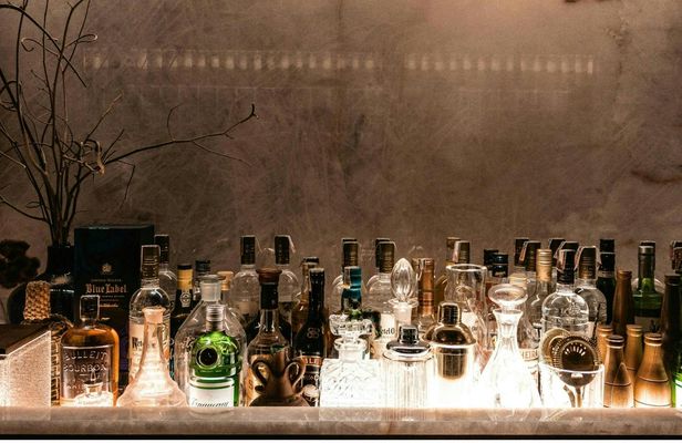 Polish craft gin tasting experience with a local expert in Gdansk