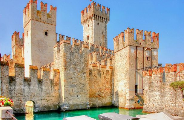 Scaligero Castle entrance ticket and guided tour