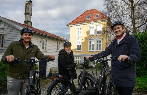 Guided e-bike ride through historic Bergen and waterfront