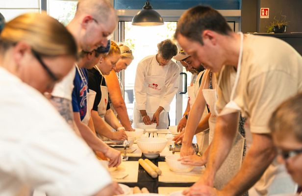 Cooking experience in Rome: pasta, ravioli and tiramisù
