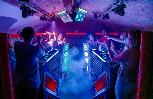 TV-Style interactive quiz challenge game in Budapest