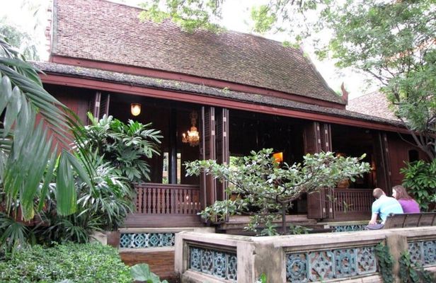 Jim Thomson's House and Suan Pakkard Palace tickets and guided tour
