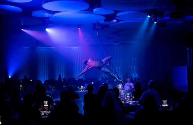 Scandal Dinner Show, a sensory journey of art, music, and gastronomy