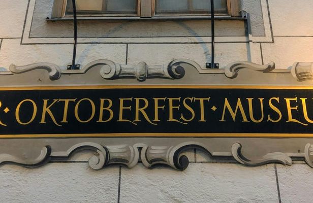 Munich guided tour with beer tasting at the Oktoberfest Museum