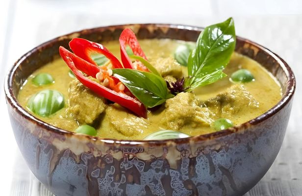 Koh Samui Thai cuisine cooking class in a 5-star resort