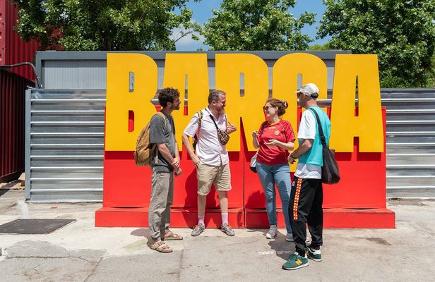 FC Barcelona history walking tour with beer