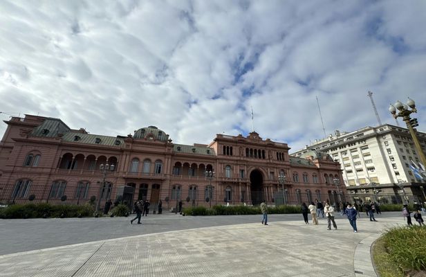 Half-day Buenos Aires famous landmarks and city tour