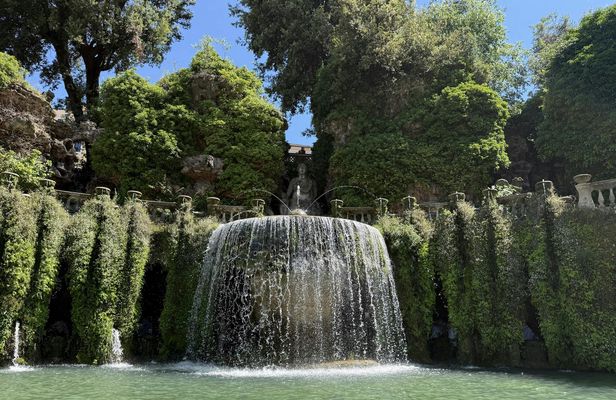 Tivoli and its Villas Guided Tour from Rome with Meeting Point