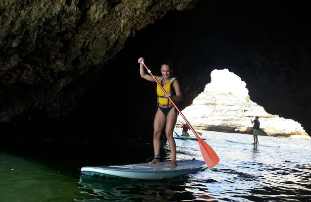 Stand-up paddle adventure along the Albufeira coastline