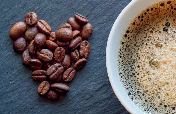 Doha café hopping private tour with pickup and unlimited tasting