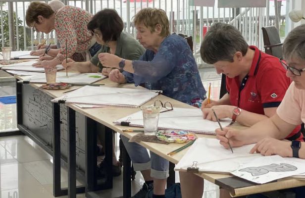 Traditional Vietnamese kite painting workshop in Hue