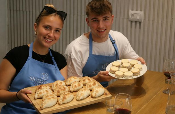 Buenos Aires empanadas and alfajores cooking class in Palermo