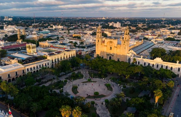 2-hour Mérida city guided tour