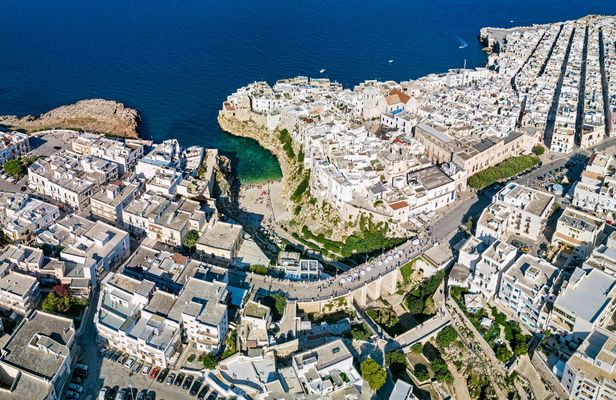 Alberobello, Monopoli, and Polignano guided tour from Bari or Polignano a Mare