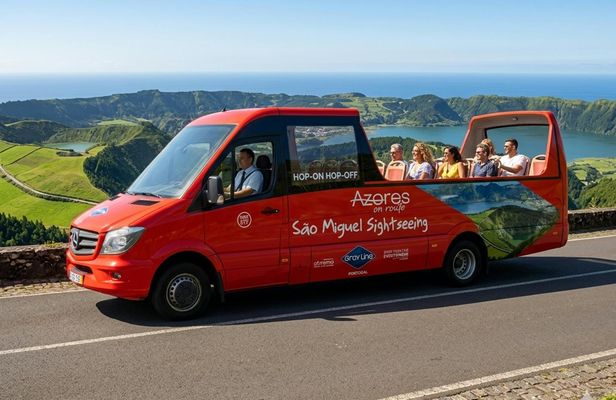 São Miguel hop-on hop-off 24-hour pass