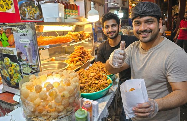 Dubai street food evening tour