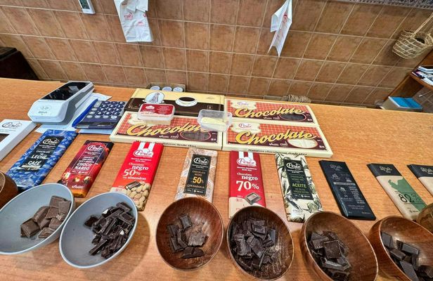 Villajoyosa chocolate factories tour and town centre vist