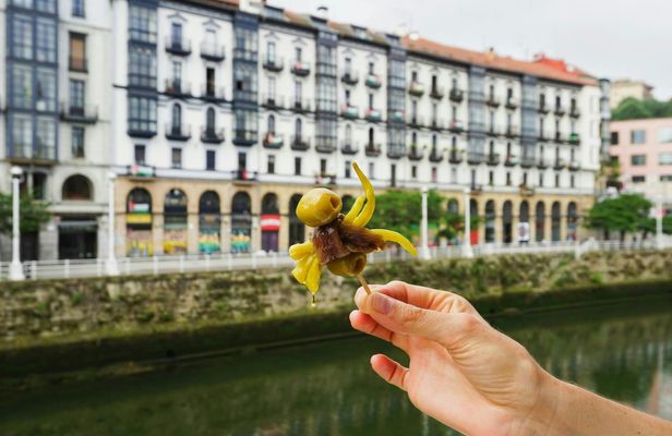 Bilbao Old Town food tour with pintxos, wine and market visit