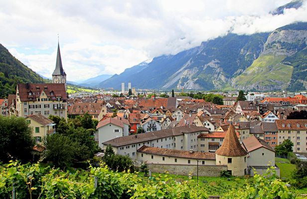 Guided walking tour of Chur old town with cathedral visit