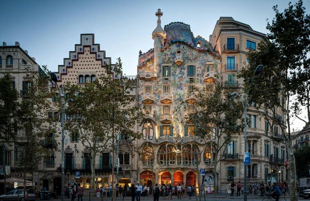 Barcelona Modernist architecture walking tour