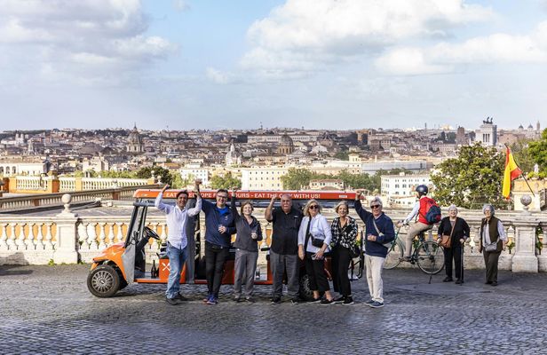 Rome VIP food tour on a private golf cart