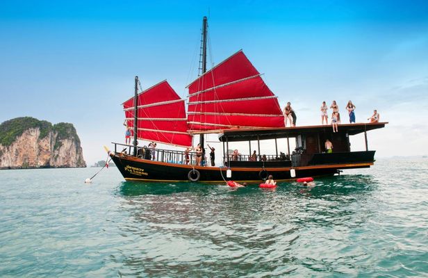 Krabi private morning 4-island breakfast cruise