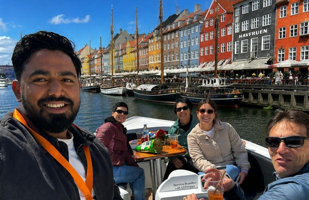 Luxury guided boat tour in Copenhagen