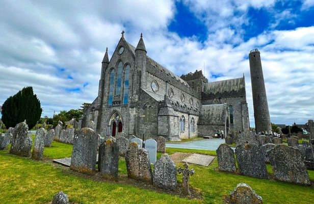 Kilkenny walking tour with a local
