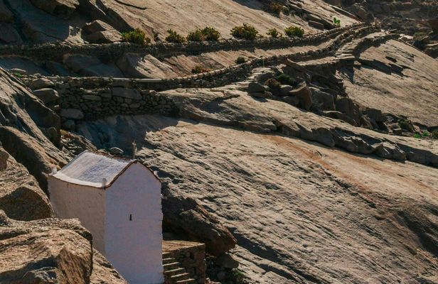 Fuerteventura Las Peñitas and Ajuy guided hiking tour