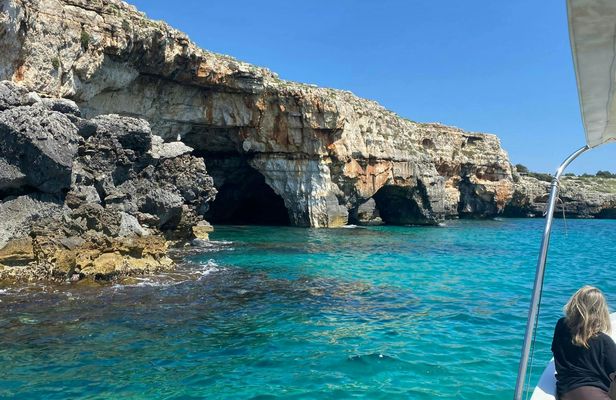 Sunset boat tour to the caves of the Ionian Coast and Leuca