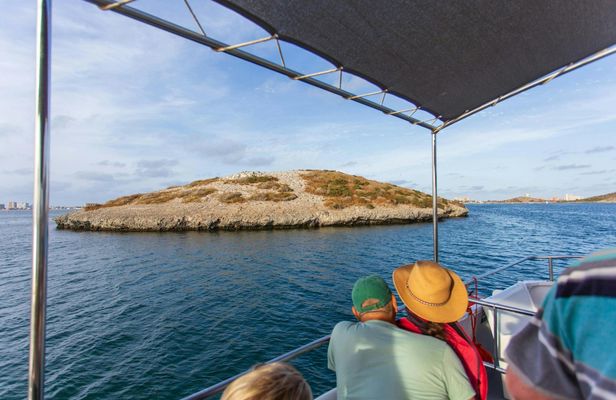 Cruise to Mar Menor's volcanic islands from Los Alcazares