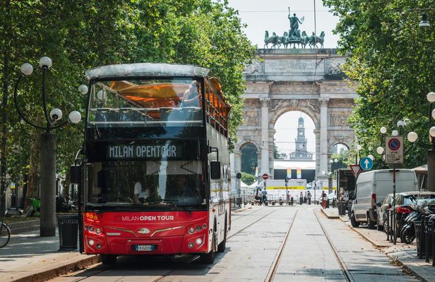Milan open top hop-on hop-off bus tour 24 hours